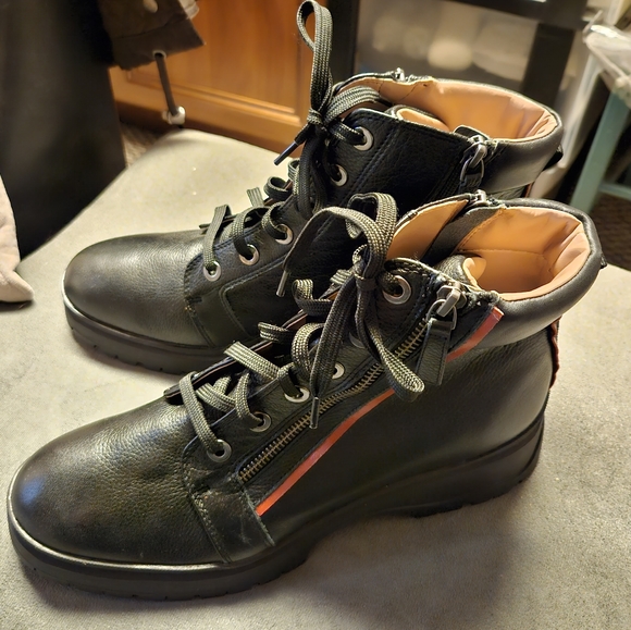 New without box Linea Paolo Bocca Boot - Picture 2 of 7